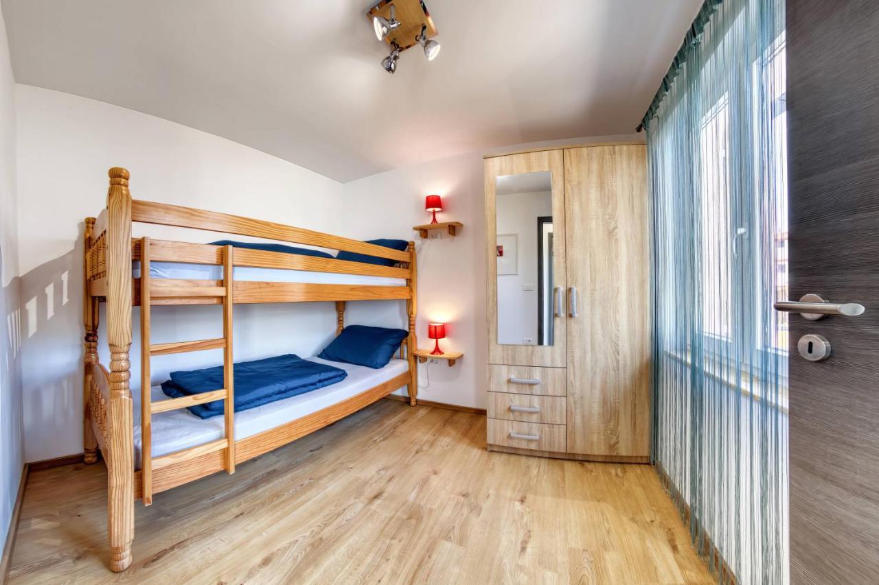 Holiday House "Laurus Garden" With Private Parking Medulin Extérieur photo